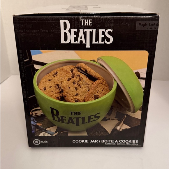 The Beatles Green Apple Cookie Container - Picture 6 of 7